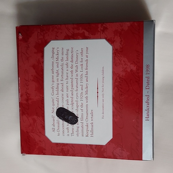 Hallmark Disney Ornament 1998. Runaway Tobaggon 2 piece set - Picture 12 of 14